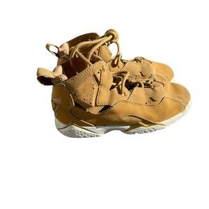 Jordan True Flight Golden Harvest 
Size 13c
Has some wear but in Great condition